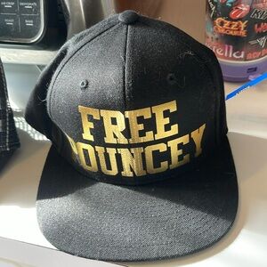 free puncy hat